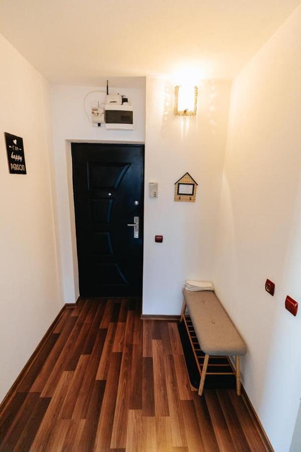Scandinavian House Apartment Targu Jiu Luaran gambar